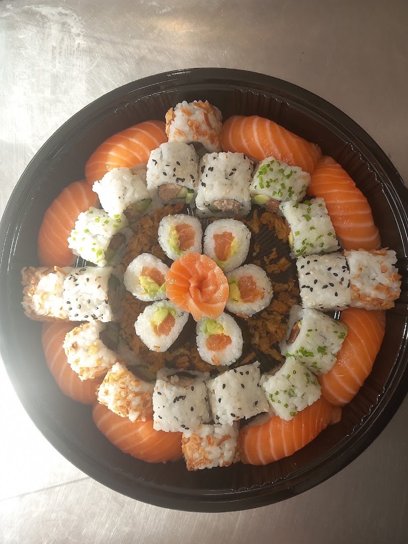 B&S sushi · Photos 9